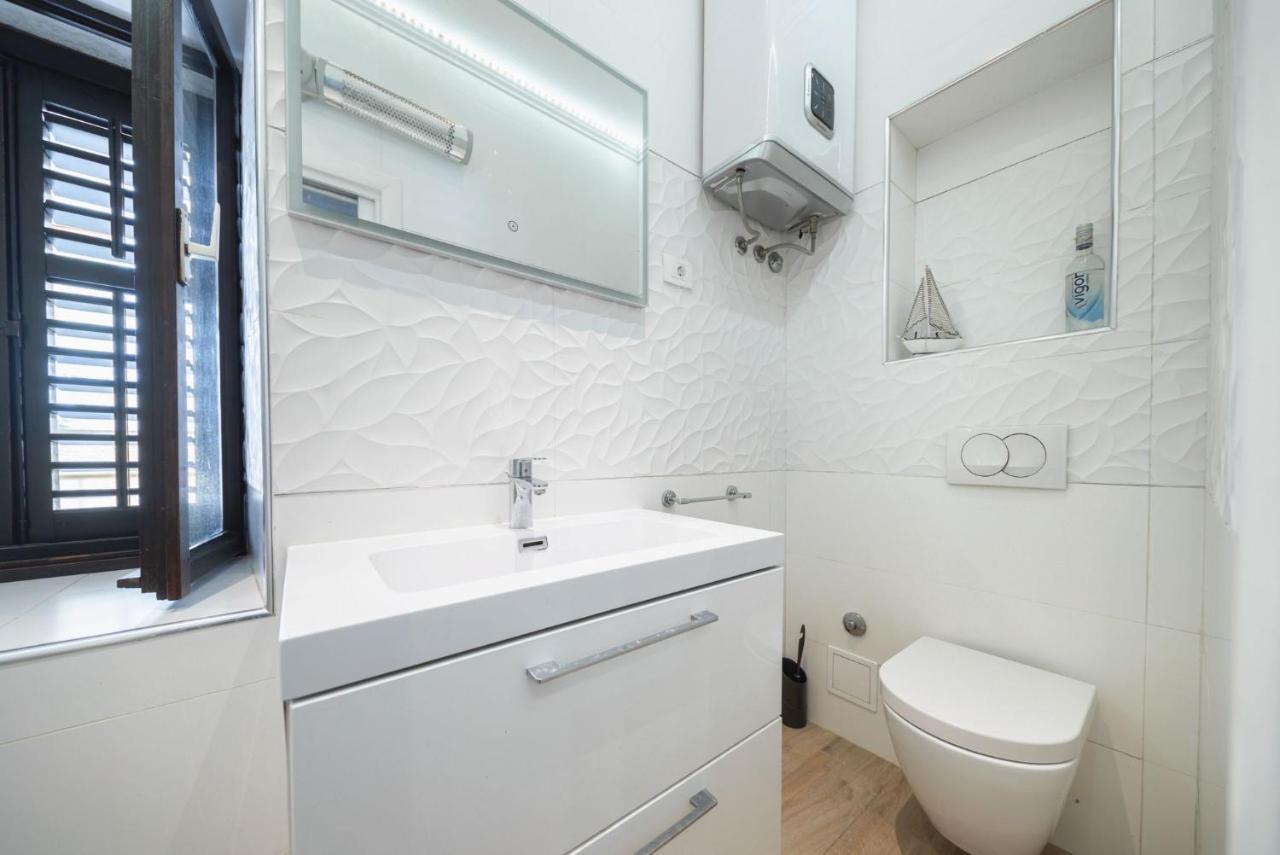 Apartman Gentile Apartment สปลิท ภายนอก รูปภาพ